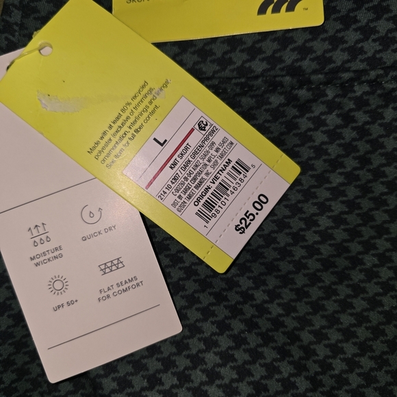 Womens All In Motion, Size Large, Stylish Checkered Skort, NWT!! - Picture 4 of 4